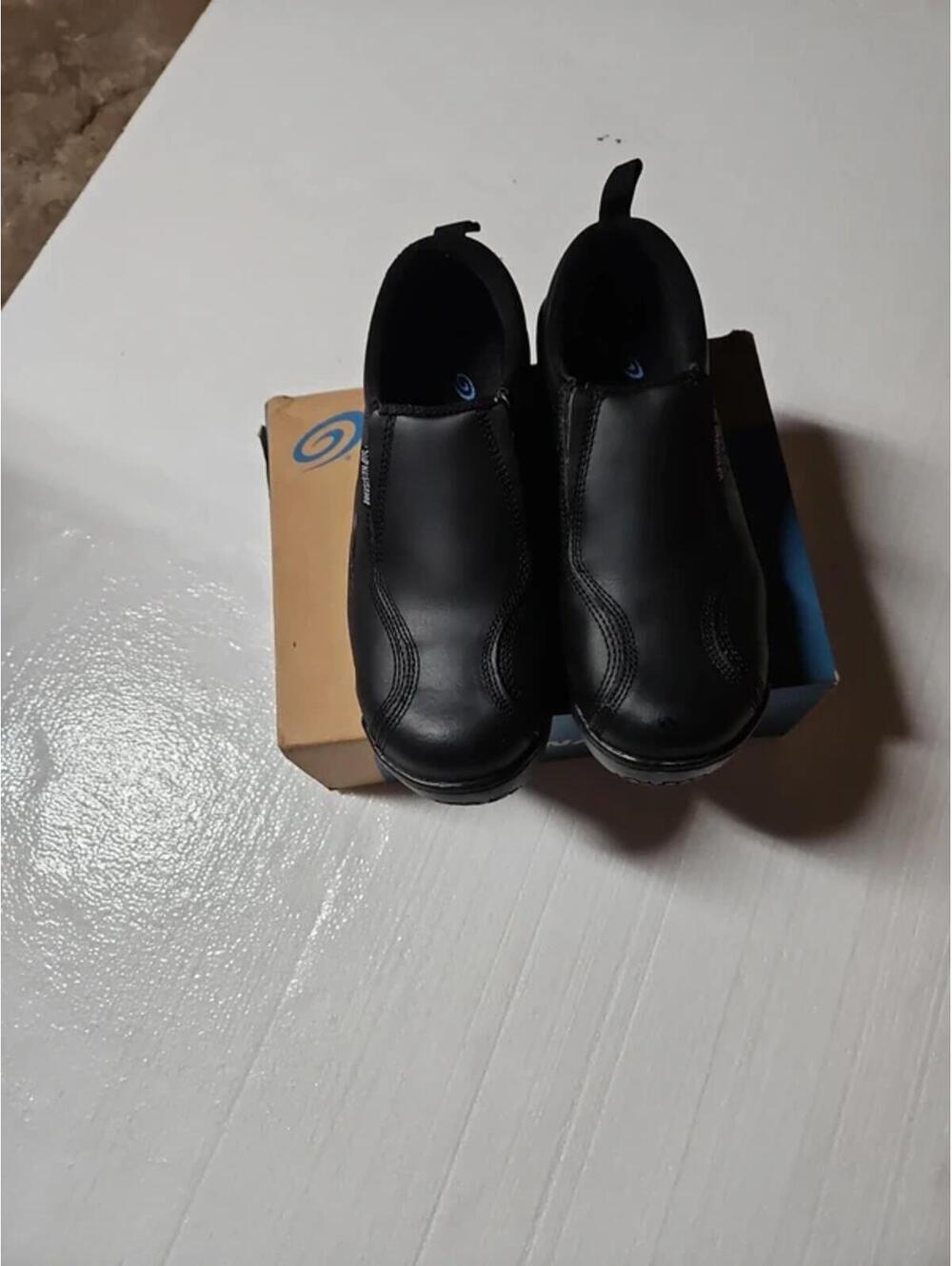 Safety  footwear shoe